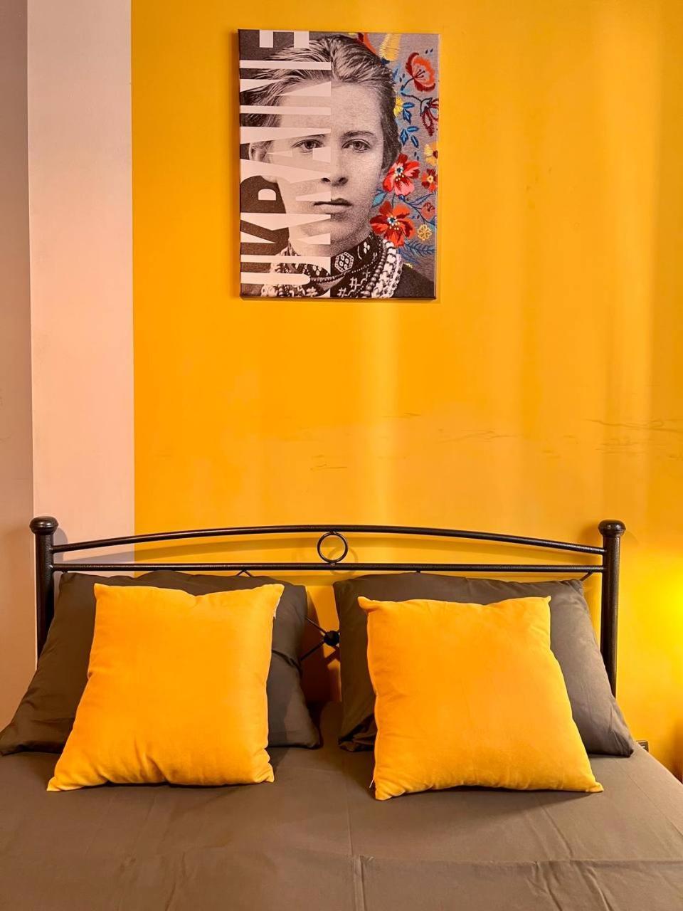 Moonlight Hostel Λβιβ Εξωτερικό φωτογραφία