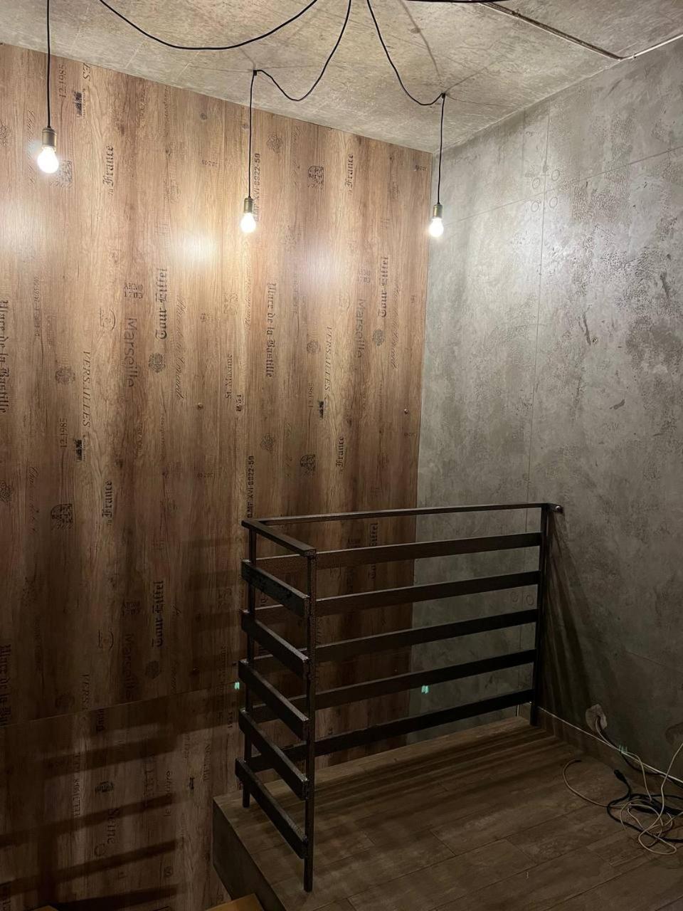 Moonlight Hostel Λβιβ Εξωτερικό φωτογραφία