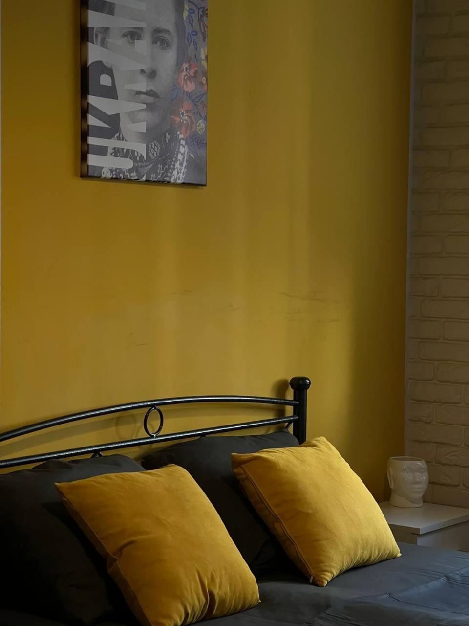 Moonlight Hostel Λβιβ Εξωτερικό φωτογραφία