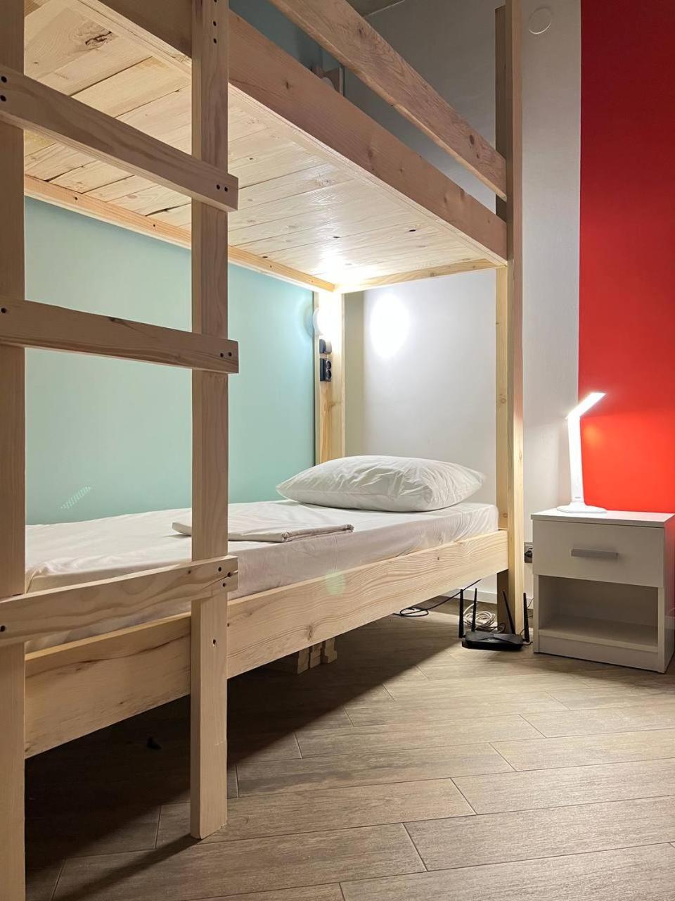 Moonlight Hostel Λβιβ Εξωτερικό φωτογραφία