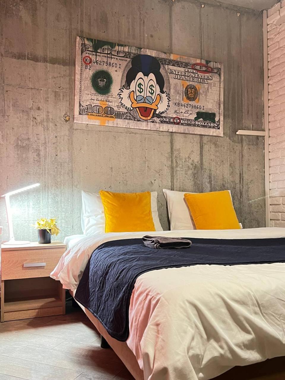 Moonlight Hostel Λβιβ Εξωτερικό φωτογραφία